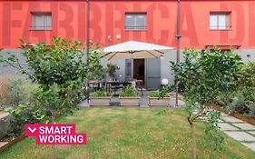 Casa Con Giardino All'Ex Fabbrica Di Pomodoro
